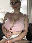 Onlyfans Leaked Photos - Ashhxlynxx - Amateur Photos