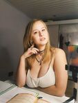 Onlyfans Leaked Photos - Polarainbow - Amateur Photos