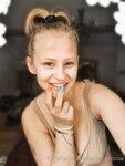 Onlyfans Leaked Photos - Polarainbow - Amateur Photos