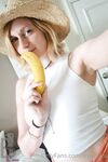 Onlyfans Leaked Photos - Travelling_Peach - Amateur Photos