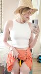 Onlyfans Leaked Photos - Travelling_Peach - Amateur Photos