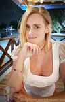 Onlyfans Leaked Photos - Travelling_Peach - Amateur Photos