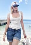 Onlyfans Leaked Photos - Travelling_Peach - Amateur Photos