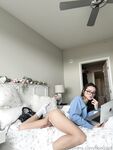 Onlyfans Leaked Photos - Hungdoll - Amateur Photos