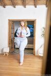 Onlyfans Leaked Photos - Sophiethebodyvip - Amateur Photos