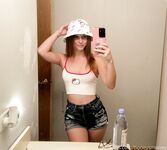 Onlyfans Leaked Photos - Honeysmoney - Amateur Photos