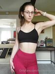 Onlyfans Leaked Photos - Honeysmoney - Amateur Photos