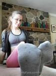 Onlyfans Leaked Photos - Honeysmoney - Amateur Photos