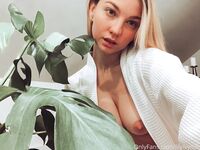 Onlyfans Leaked Photos - Lilygaia - Amateur Photos