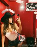 Onlyfans Leaked Photos - Azaliialexi - Amateur Photos