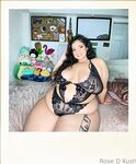 Onlyfans Leaked Photos - Rose_D_Kush - Amateur Photos