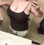 Onlyfans Leaked Photos - Busty_Von_Tease - Amateur Photos