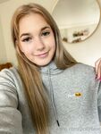 Onlyfans Leaked Photos - Pollyblue - Photos