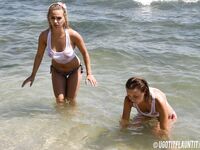 Amateur - B032A Andreea And Oana - Part 1 Of 4_3000Highres - B032A 4_3000Highres Photos And Oana Part Andreea 1 Of Beach