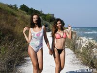 Amateur - B103C Veronica And Madalina - Part 2 - Set 3 Of 4_3000Highres - 4_3000Highres Photos 3 2 And Madalina Veronica Of Part B103C Set Beach