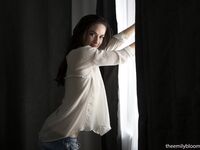 Lesbian - 2018-01-05 Window - Jewels - Window 2018-01-05 Photos Jewels Petite