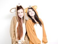 Lesbian - 2018-01-17 Onesies - Emily Bloom & Elizabeth Reed - Reed Emily Photos Elizabeth 2018-01-17 Bloom & Onesies Petite