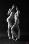 Lesbian - 2019-04-09 Artsy - Emily Bloom & Elizabeth Reed - Reed Emily Photos Artsy Elizabeth Bloom & 2019-04-09 Petite
