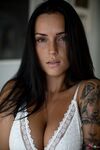 Lesbian - 2019-04-23 White Sheets - Kayla Lauren - Photos White 2019-04-23 Lauren Sheets Kayla Petite