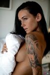 Lesbian - 2019-04-23 White Sheets - Kayla Lauren - Photos White 2019-04-23 Lauren Sheets Kayla Petite