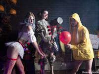 Lesbian - 2020-10-27 It - Emily Bloom & Ashleyy & Cali - Emily 2020-10-27 Photos It Ashleyy Cali Bloom & Petite