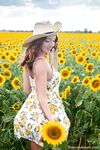 Lesbian - 2021-01-19 Sunflower - Red Fox - 2021-01-19 Photos Sunflower Red Fox Petite