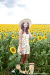 Lesbian - 2021-01-19 Sunflower - Red Fox - 2021-01-19 Photos Sunflower Red Fox Petite