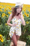 Lesbian - 2021-01-19 Sunflower - Red Fox - 2021-01-19 Photos Sunflower Red Fox Petite