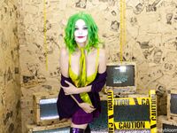 Lesbian - 2022-10-19 Joker - Emily Bloom - Emily Joker Photos Bloom 2022-10-19 Petite