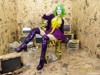 Lesbian - 2022-10-19 Joker - Emily Bloom - Emily Joker Photos Bloom 2022-10-19 Petite