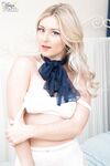 Bullet Bra - Vintageflash Elle Hunter - The Blue Stocking Girl! - Elle Photos Girl! Blue Stocking Hunter The Dildo