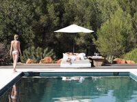 Erotic - X-Art.Com_2011-07-01_Stacy_Poolside-Romp - Photos Posing