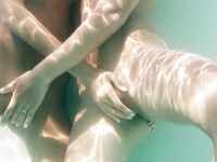 Erotic - X-Art.Com_2012-09-15_Silvie--Kaylee_Underwater-Lover - Photos Posing