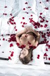 Erotic - X-Art.Com_2013-04-16_Presley_Rose-Petals - Photos Posing