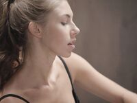Erotic - X-Art.Com_2013-12-11_Angelica_Good-Night-Kiss - Photos Posing