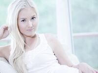 Erotic - X-Art.Com_2014-10-28_Hannah_Why-I-Love-Czech-Girls-By-Matthew - Photos Posing