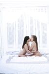 Erotic - X-Art.Com_2015-05-11_Shyla-Jennings--Aubrey_Retro-Romp - Photos Posing
