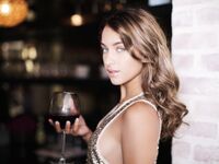 Erotic - X-Art.Com_2016-08-02_Uma-Jolie_Sweeter-Than-Wine - Photos Posing