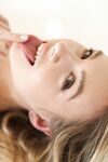 Erotic - X-Art.Com_2017-05-02_Alecia_Peel-Me-Open - Photos Posing
