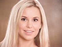 Erotic - X-Art.Com_2017-11-29_Susie_5-Reasons-To-Love-Sex-With-Blondes - Photos Posing