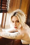 Posing - Playboy 2025-01-22 - Ryan Hadarah - Vintage Lounge - Pc - Lounge Photos Vintage Pc 2025-01-22 Hadarah Ryan Softcore