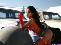 Posing - Actiongirls 2025-03-24 - Genevieve Valente - Airport - Airport Photos 2025-03-24 Valente Genevieve Softcore