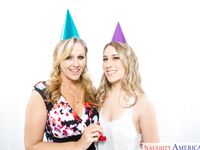 2Chickssametime - 2Chickssametime Julia Ann - Jan Photos Lee 20 2016 [2Cst] Julia Kimber Ann All Sex