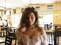 Posing - Zishy 65001615 Lejandra Baez Sucker For Subway - Baez Photos Subway 65001615 Sucker Lejandra For Softcore