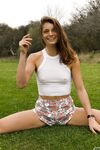 Posing - Zishy 65001646 Gaby Mueller Die Hard Texas - Hard Photos Die Mueller 65001646 Texas Gaby Softcore