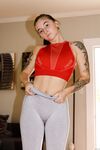 Posing - Zishy 65001774 Sasha Apex For Gymshark - Photos 65001774 Gymshark Apex Sasha For Softcore