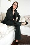 Aхlatex Gloves - Glovemansion Domme_Boss_Rebekka - Photos Domme_Boss_Rebekka Breathplay