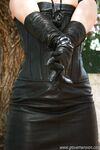 Aхlatex Gloves - Glovemansion Olgas_Dominant_Side - Photos Olgas_Dominant_Side Breathplay