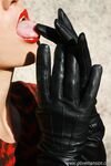 Aхlatex Gloves - Glovemansion Strap_My_Bitch_On - Strap_My_Bitch_On Photos Breathplay