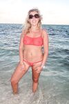 Bentbox Model - Satine - Tease Mesh Fingering & Strip